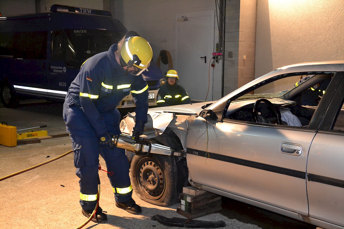 Ausbildung Technische Hilfe auf Verkehrswegen