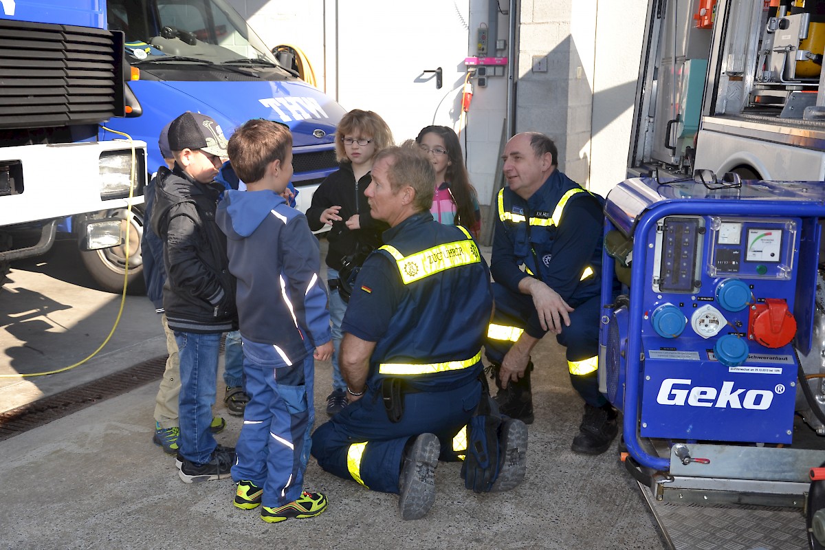Brückentag ist Blaulichttag im THW Lohr