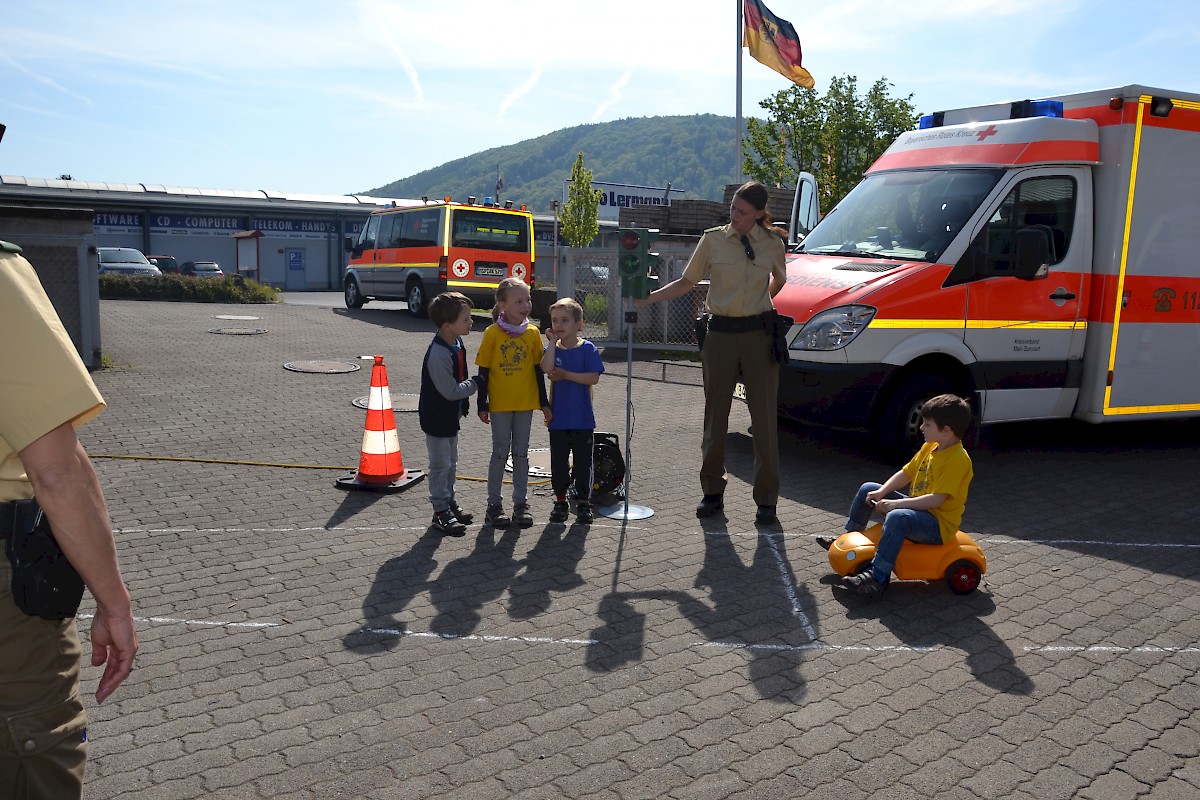 Brückentag ist Blaulichttag im THW Lohr