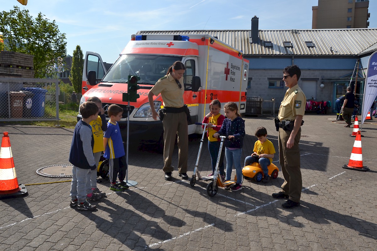 Brückentag ist Blaulichttag im THW Lohr