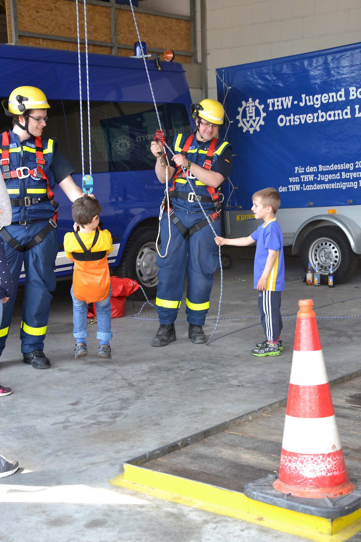 Brückentag ist Blaulichttag im THW Lohr