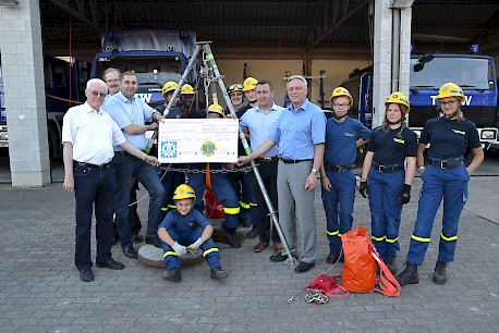 Spendenübergabe des Lions Club Lohr-Marktheidenfeld an den Förderverein