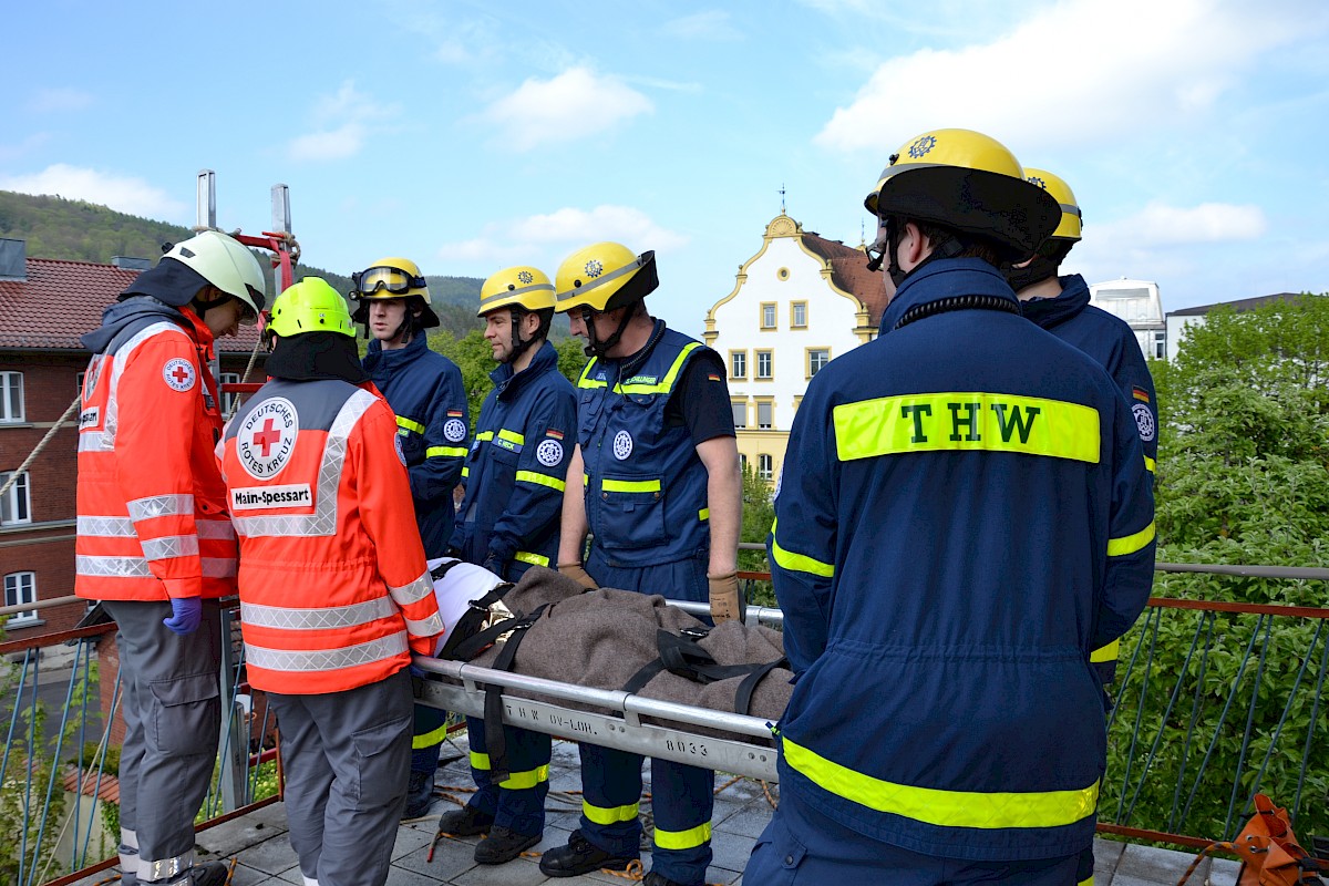 BRK und THW Lohr verzahnen Technische und Medizinische Rettung