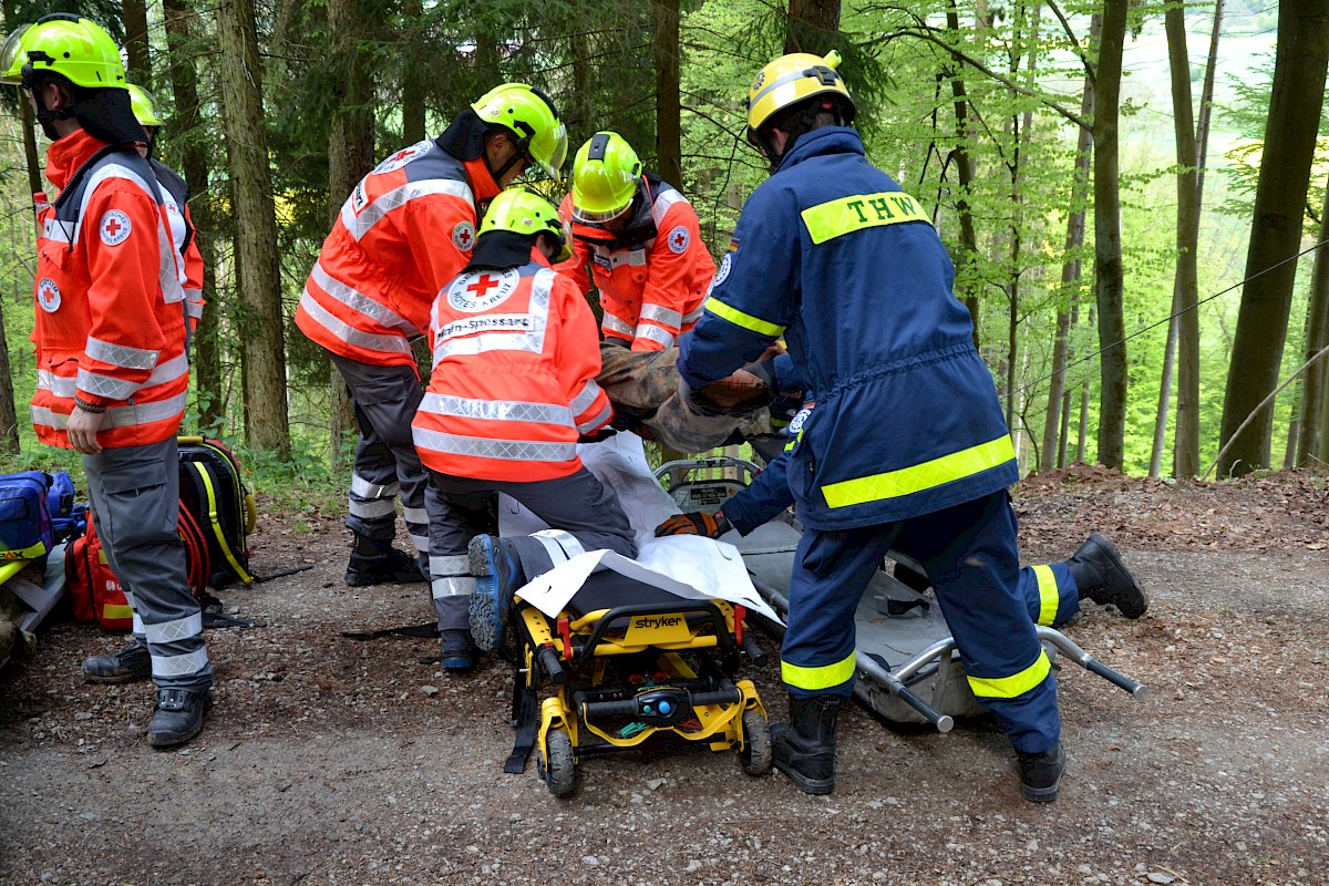 BRK und THW Lohr verzahnen Technische und Medizinische Rettung