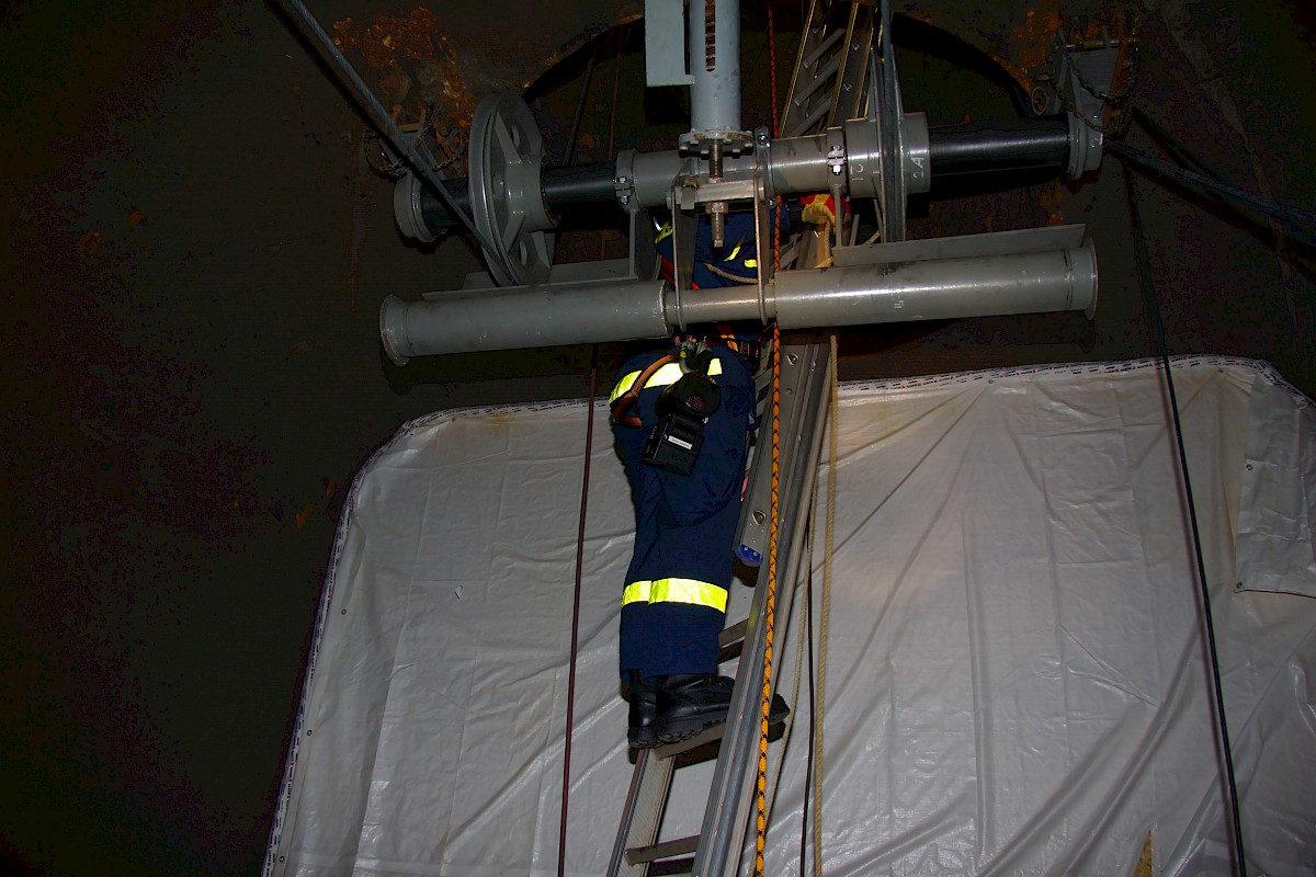 Gemeinschaftsübung von THW Lohr und Feuerwehr am Oberbecken