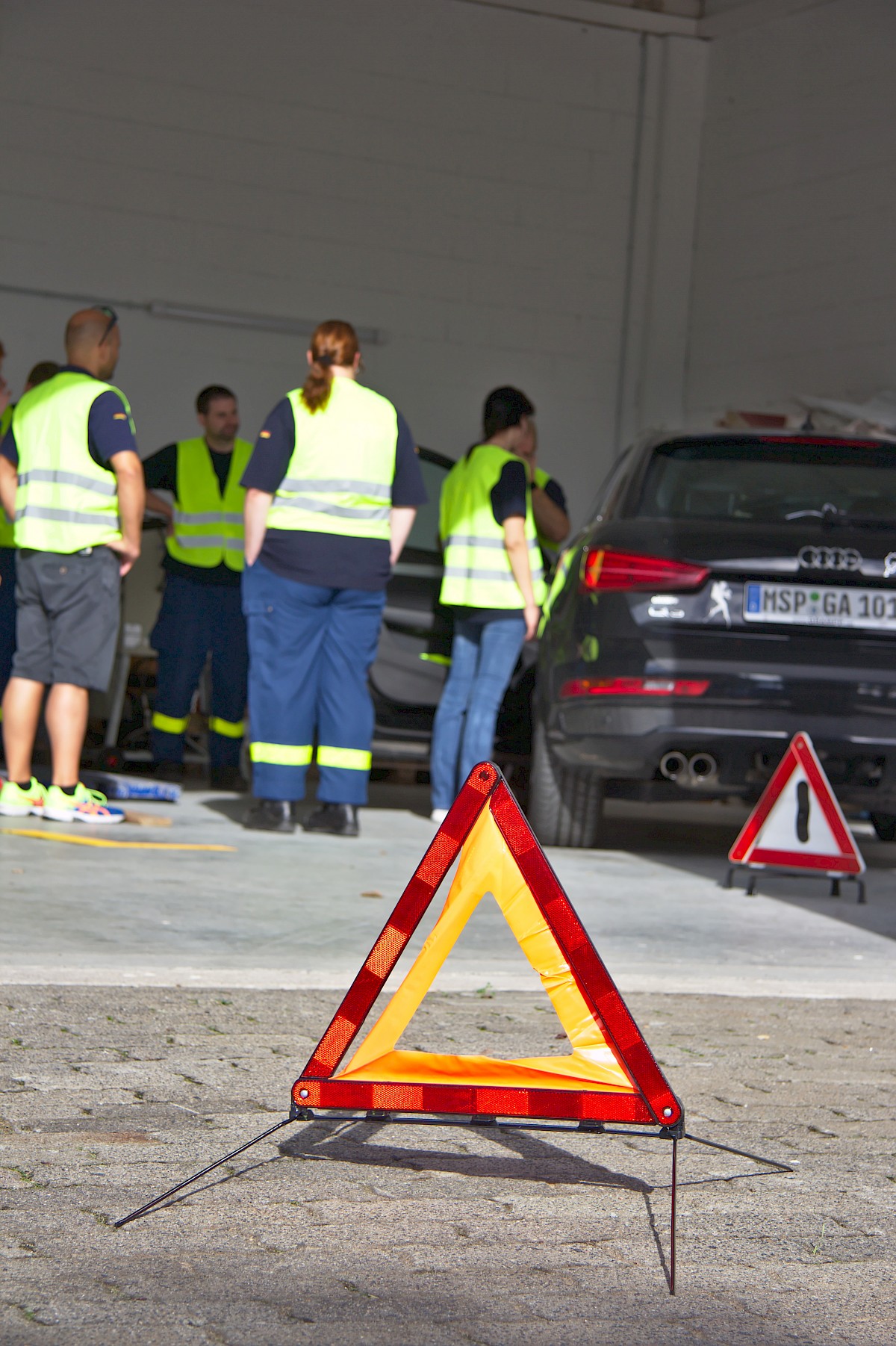 Voller Hof beim THW Lohr: Mehrere Ausbildungen und Gästegruppen beschäftigen den Ortsverband Lohr am ersten August-Samstag