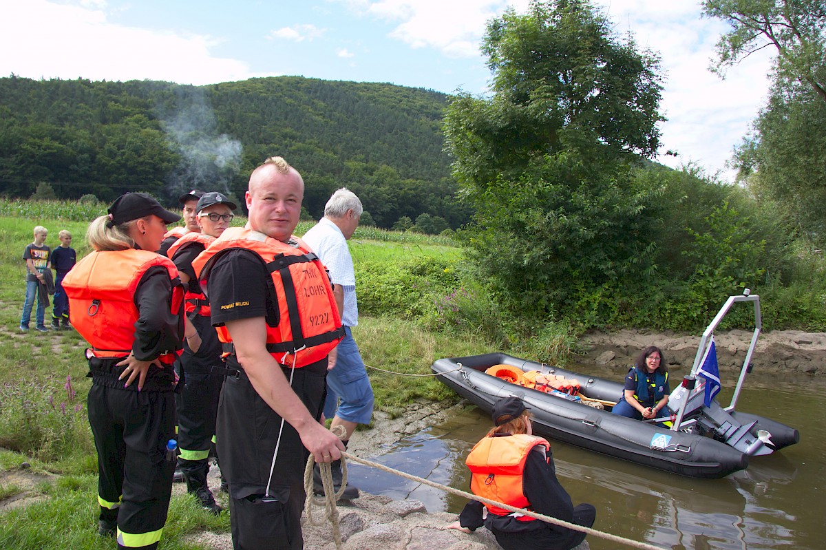 Voller Hof beim THW Lohr: Mehrere Ausbildungen und Gästegruppen beschäftigen den Ortsverband Lohr am ersten August-Samstag