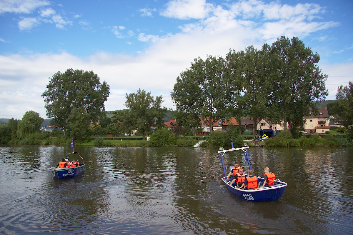 Voller Hof beim THW Lohr: Mehrere Ausbildungen und Gästegruppen beschäftigen den Ortsverband Lohr am ersten August-Samstag