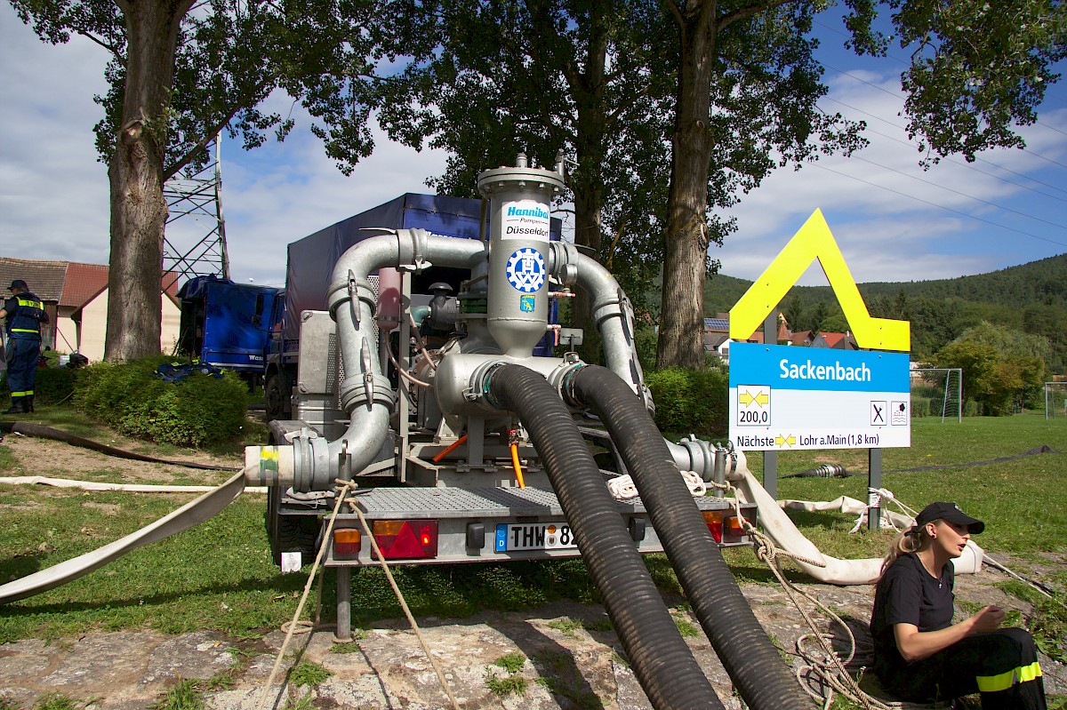 Voller Hof beim THW Lohr: Mehrere Ausbildungen und Gästegruppen beschäftigen den Ortsverband Lohr am ersten August-Samstag