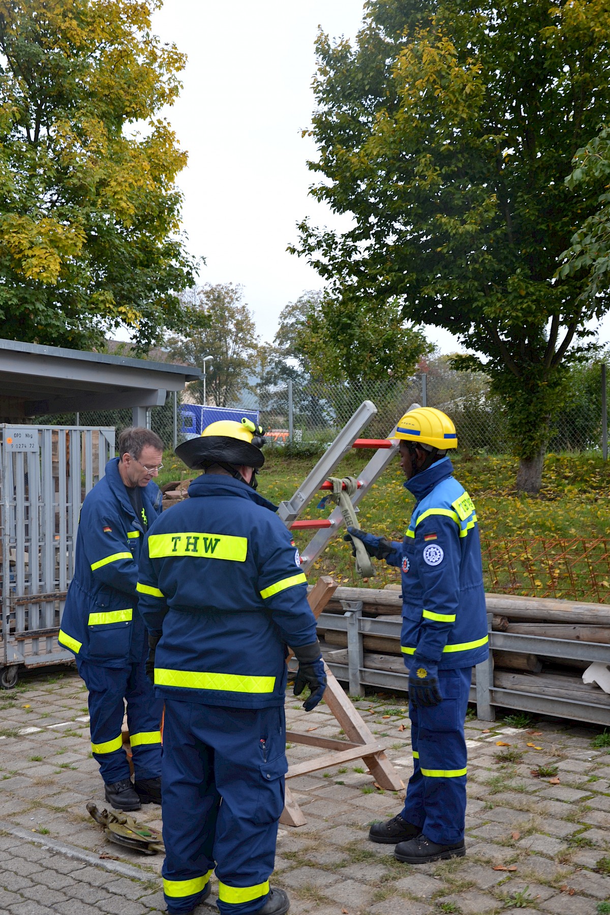 „Raus aus dem Alltag – Rein ins THW“  - der THW Geschäftsführerbereich Karlstadt freut sich über 15 neue THW Helfer/innen