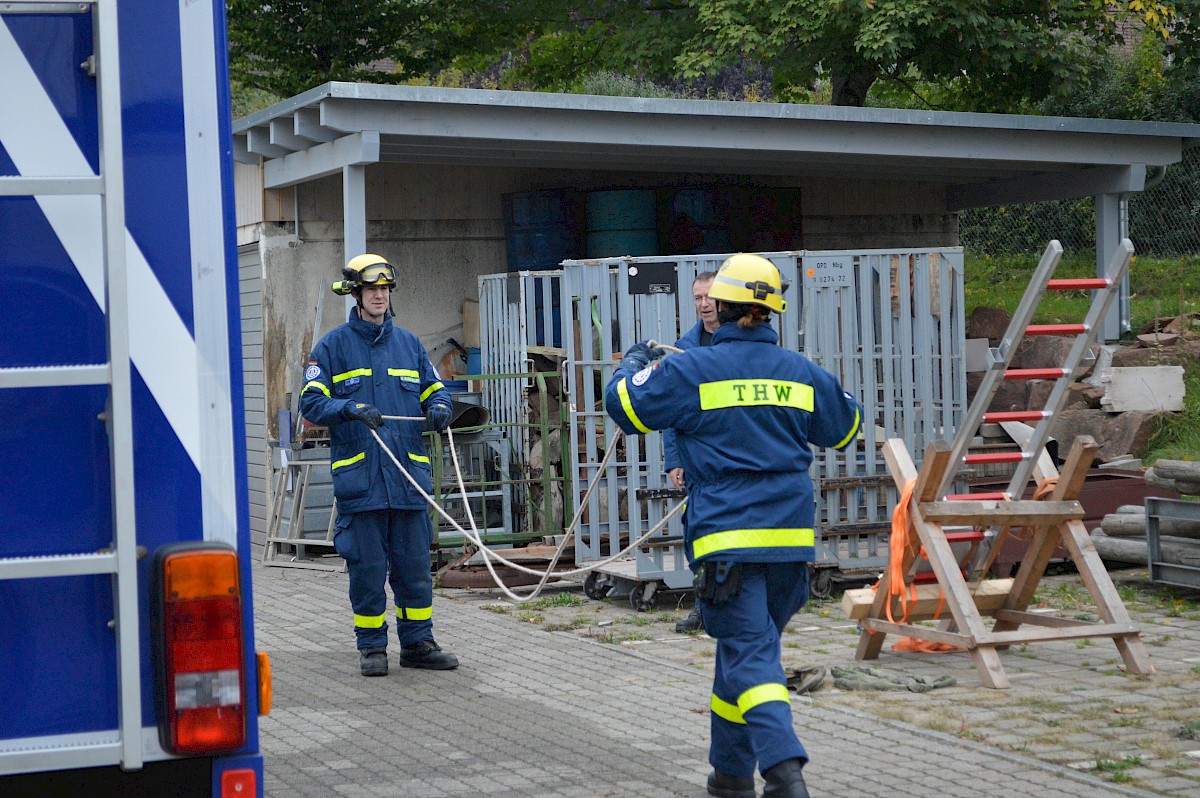 „Raus aus dem Alltag – Rein ins THW“  - der THW Geschäftsführerbereich Karlstadt freut sich über 15 neue THW Helfer/innen