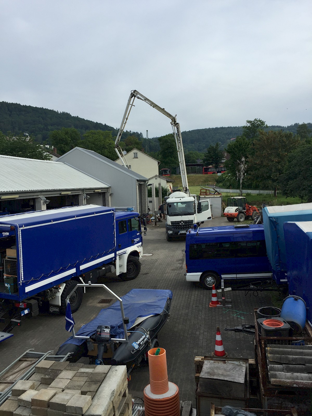 Übergabe der vom Förderverein erstellten Garage an den THW Ortsverband Lohr