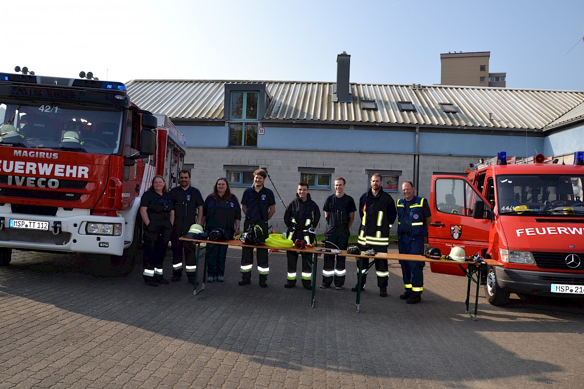 Kinderuni Steinfeld zu Gast beim THW Lohr