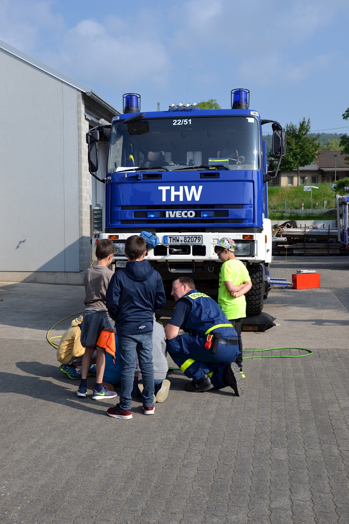 Kinderuni Steinfeld zu Gast beim THW Lohr