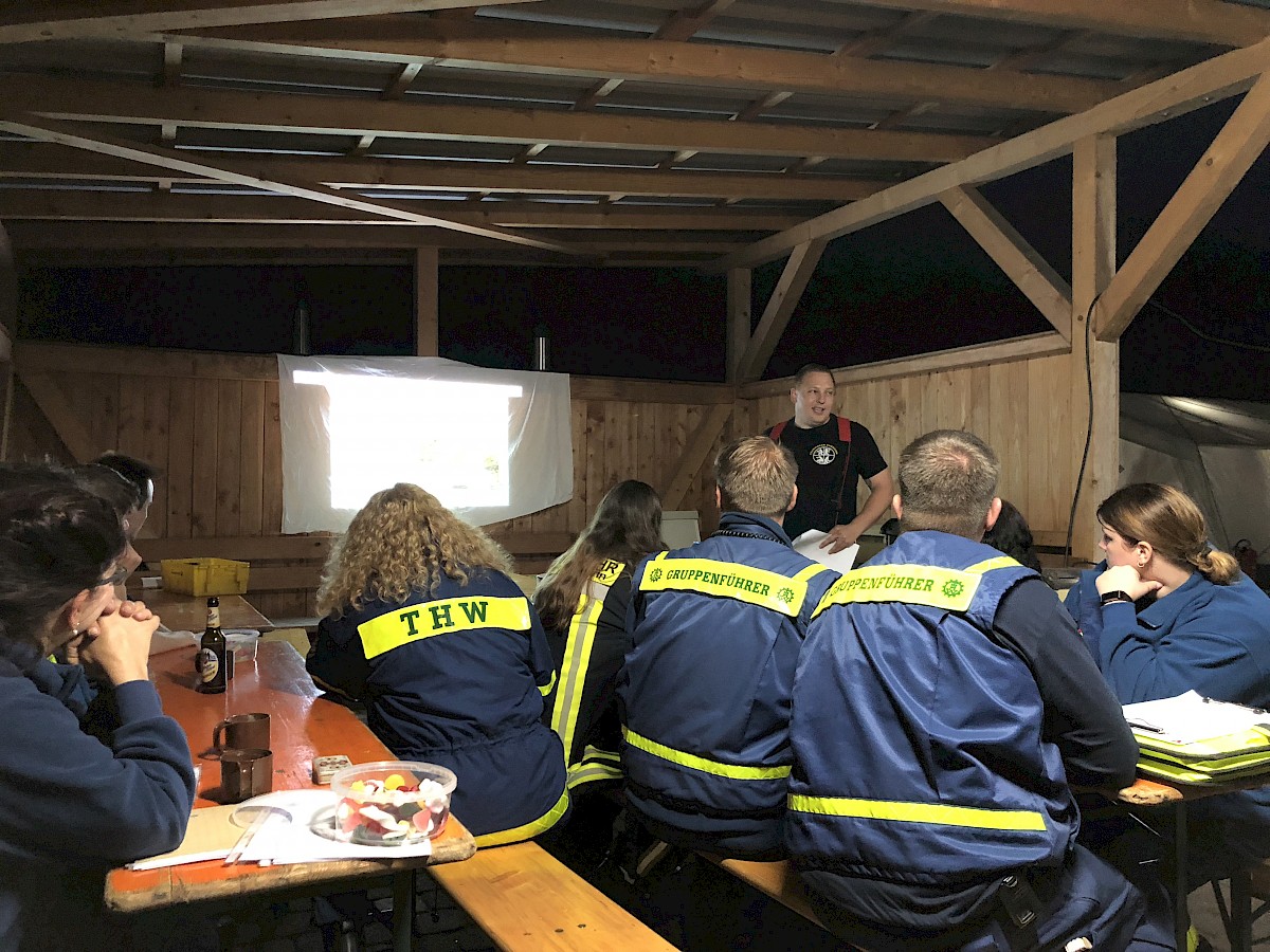 3 Tages Übung des THW Lohr in Burgsinn