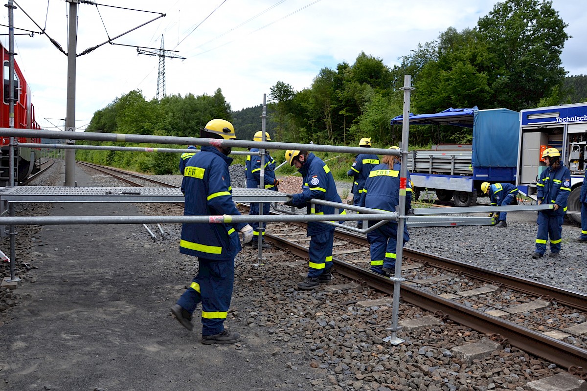 Ausbildung am Tunnelrettungszug der DB AG im Rahmen der Dreitagesübung