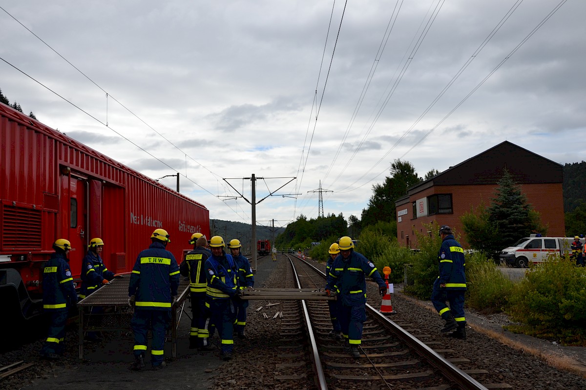 Ausbildung am Tunnelrettungszug der DB AG im Rahmen der Dreitagesübung