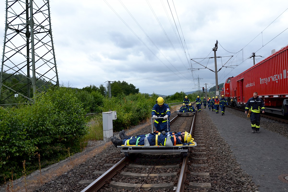 Ausbildung am Tunnelrettungszug der DB AG im Rahmen der Dreitagesübung