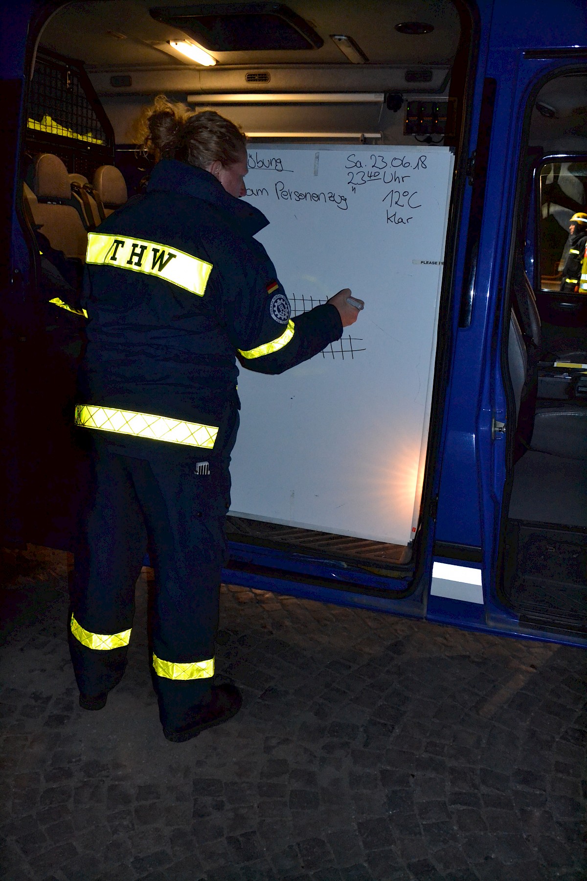 Überraschungsnachtübung der Feuerwehr Burgsinn mit dem THW Lohr