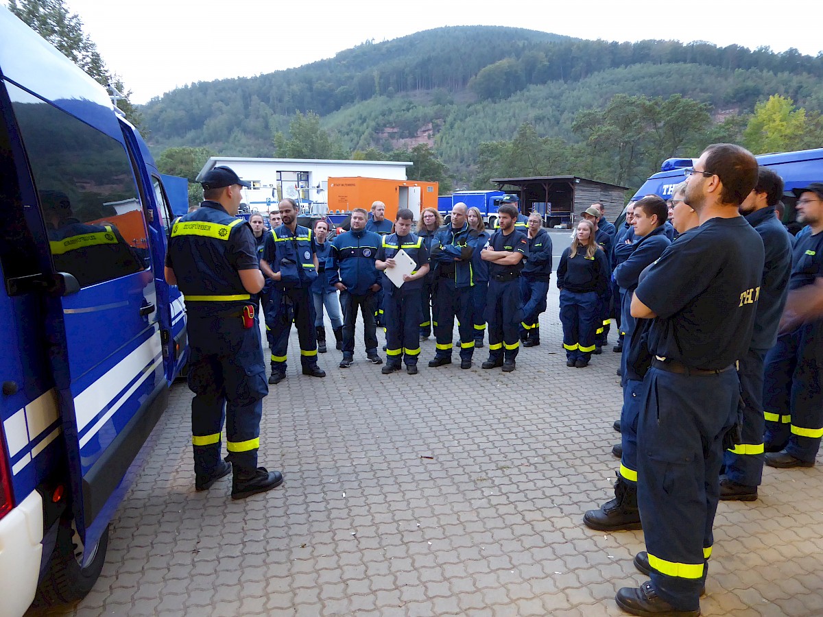 Zugtrupp Übung des Regionalbereiches Karlstadt im THW OV Miltenberg