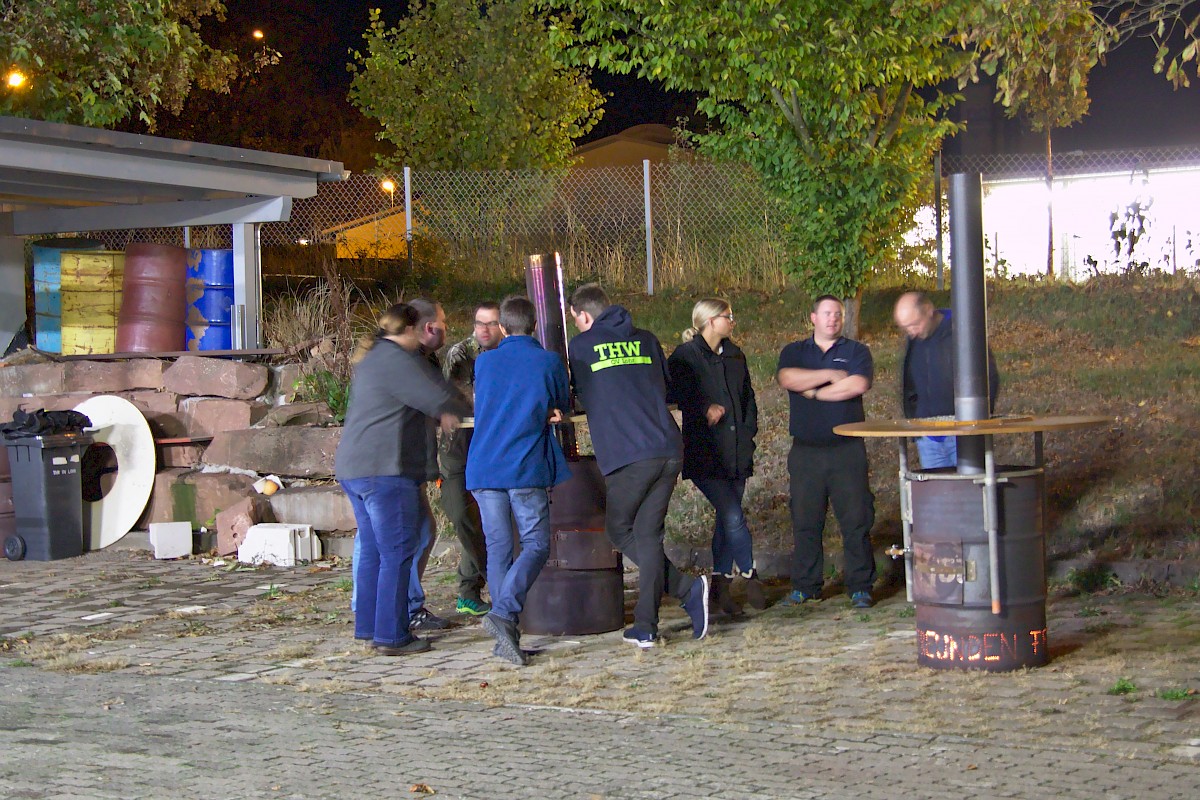 Grillfest für das erfolgreichste THW-Enten-Urlaubsbild