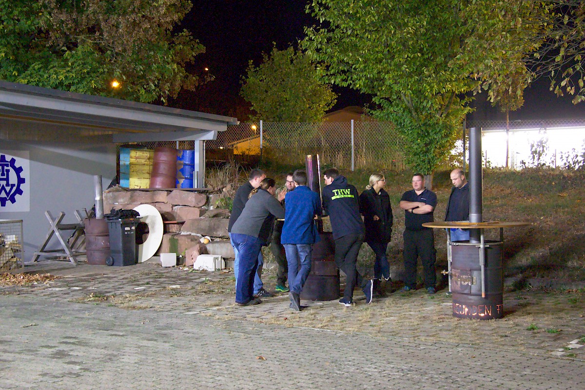 Grillfest für das erfolgreichste THW-Enten-Urlaubsbild