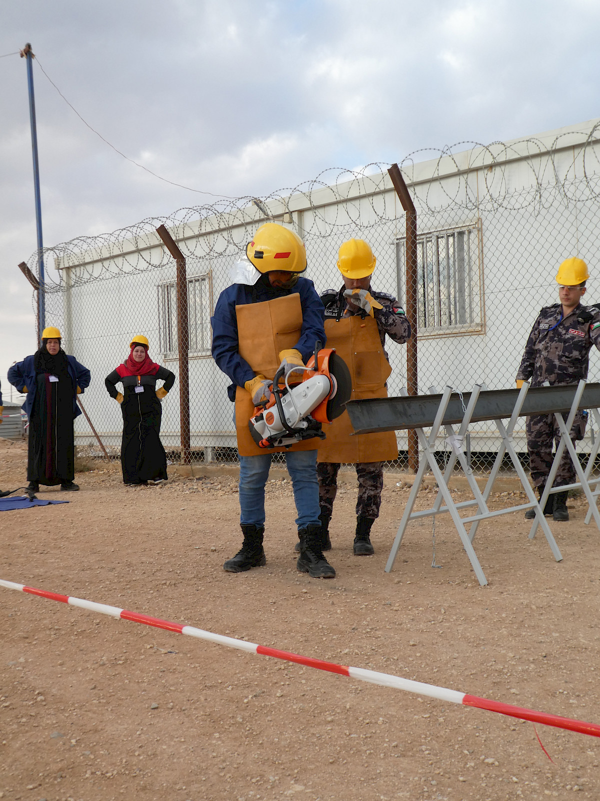 Lohrer THW Helferin Kathrin Hock unterstützt THW Grundausbildung für syrische Flüchtlinge in Jordanien