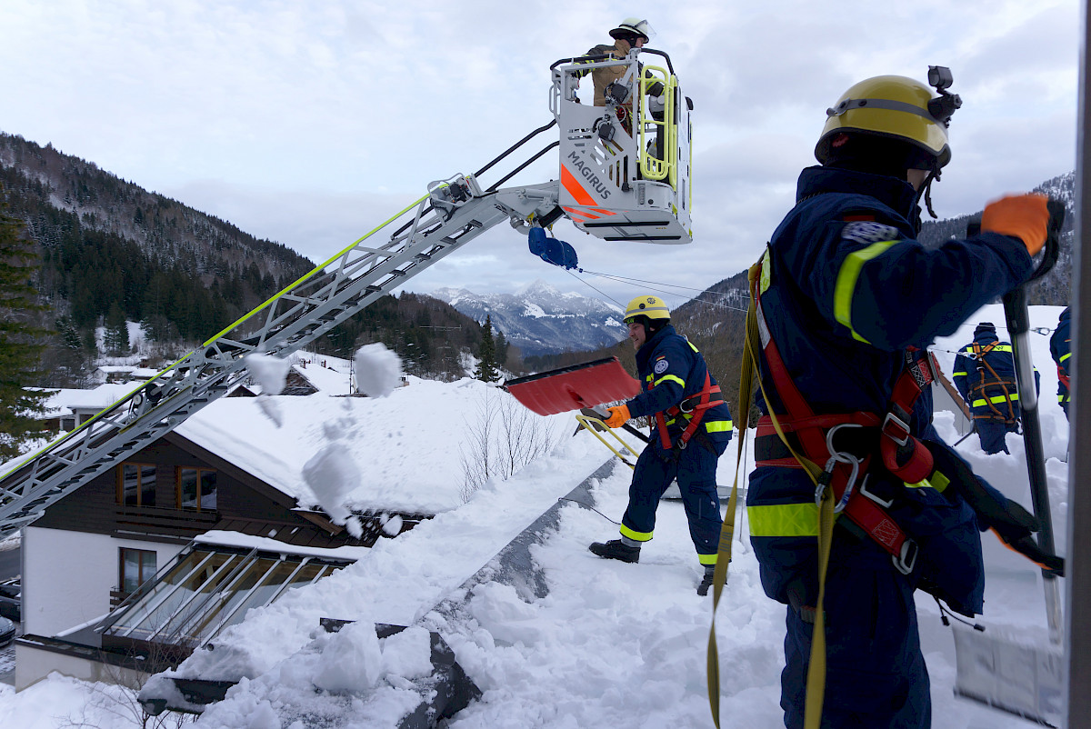 Schnee-Einsatz in Südbayern