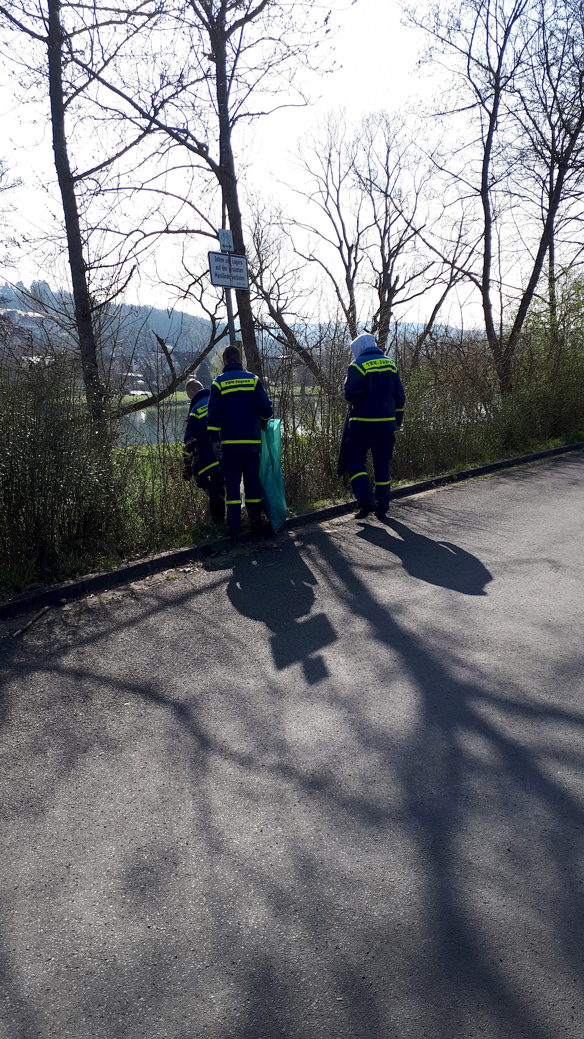 THW Jugend folgt Aufruf zum Frühjahrsputz der Stadt Lohr