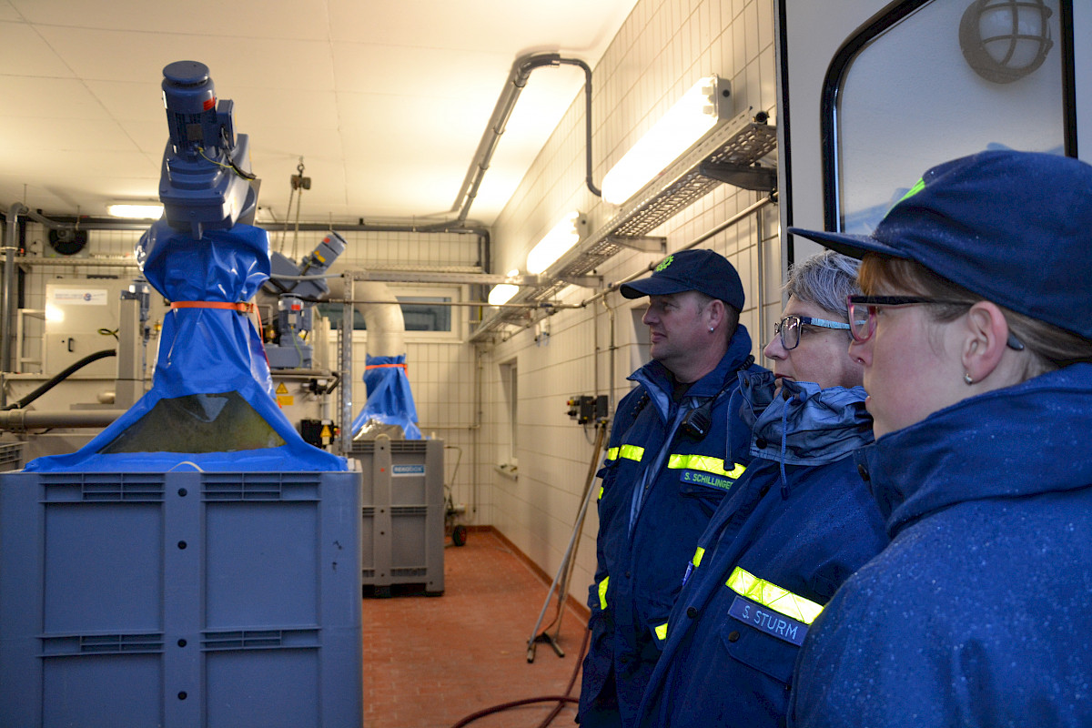 Einblicke in die Abwassertechnik für Fachgruppe des THW Lohr