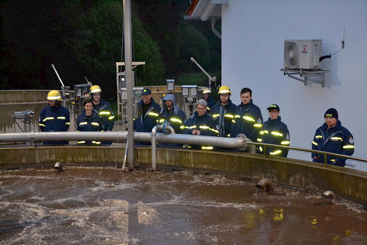 Einblicke in die Abwassertechnik für Fachgruppe des THW Lohr