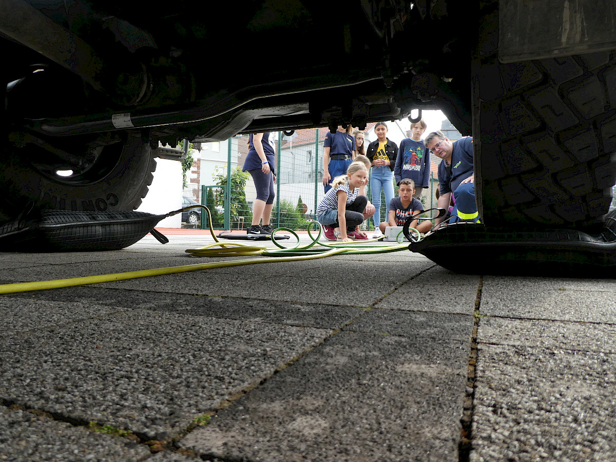 THW Technik Tag in der Realschule und Grundschule