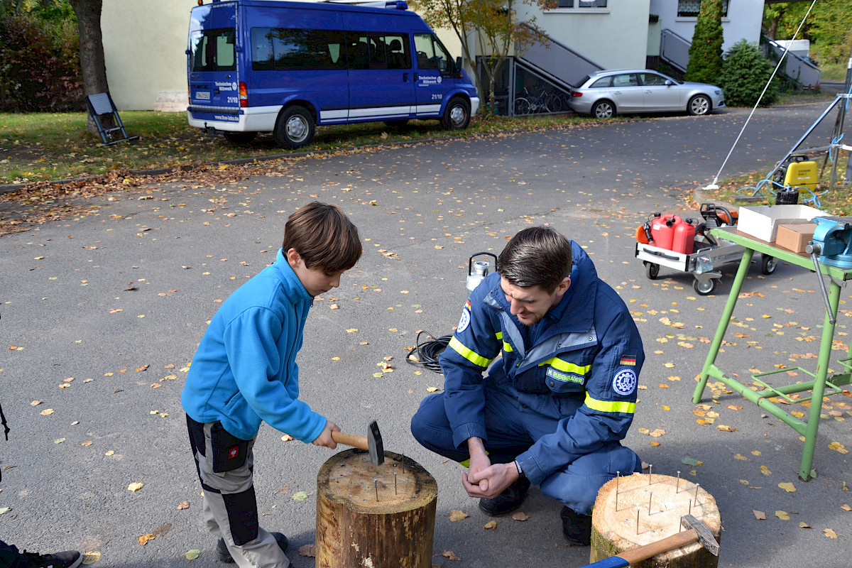 Türen auf mit der Maus an der Gustav-Woehrnitz-Mittelschule und das THW Lohr mittendrin dabei