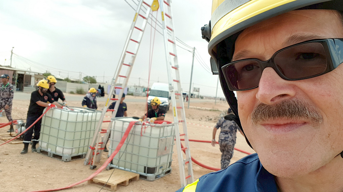 Pumpausbildung in der Wüste – THW-Helfer Michael Nätscher im Auslandseinsatz in Jordanien