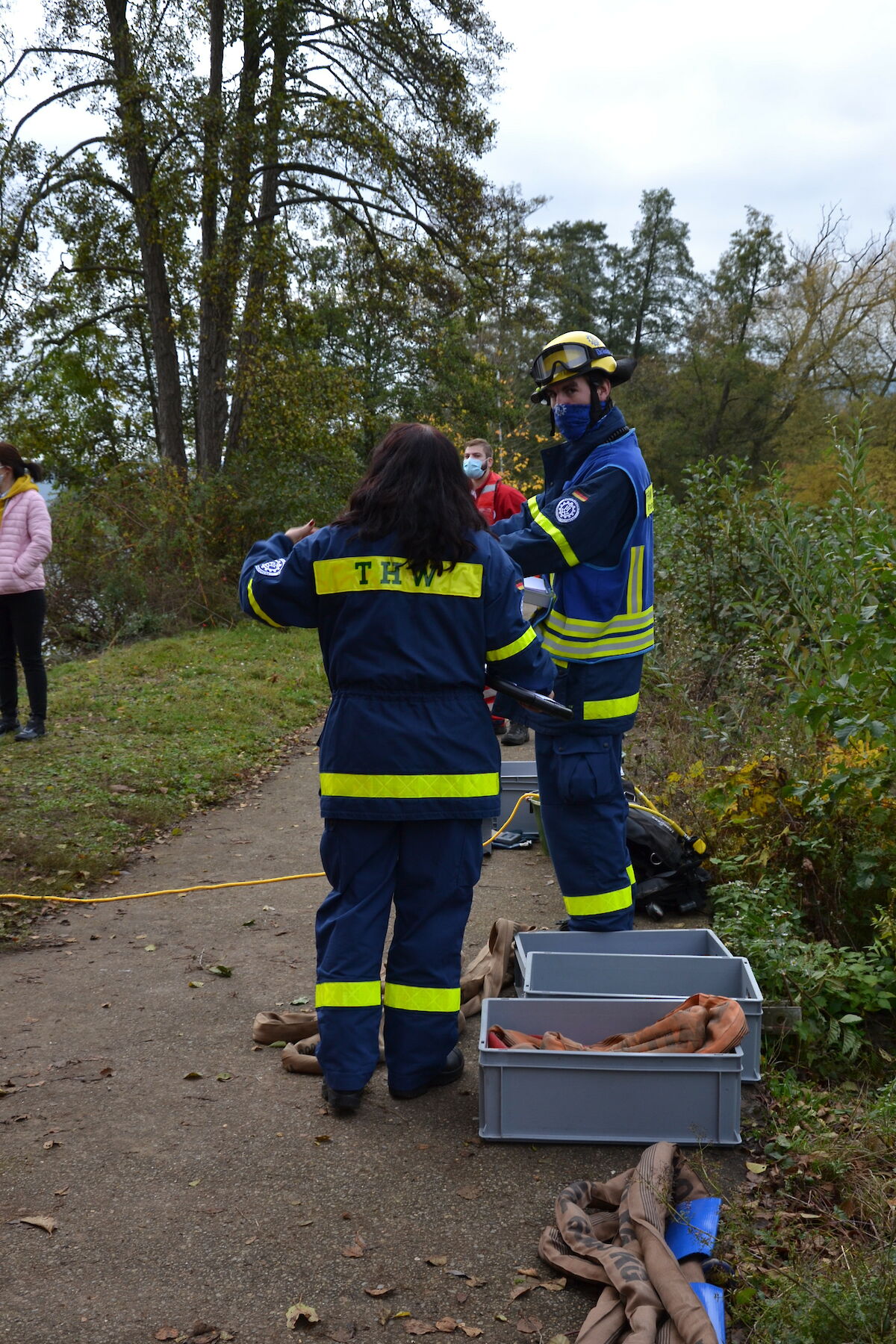 Einsatz in Lohr a. Main – PKW am Haken