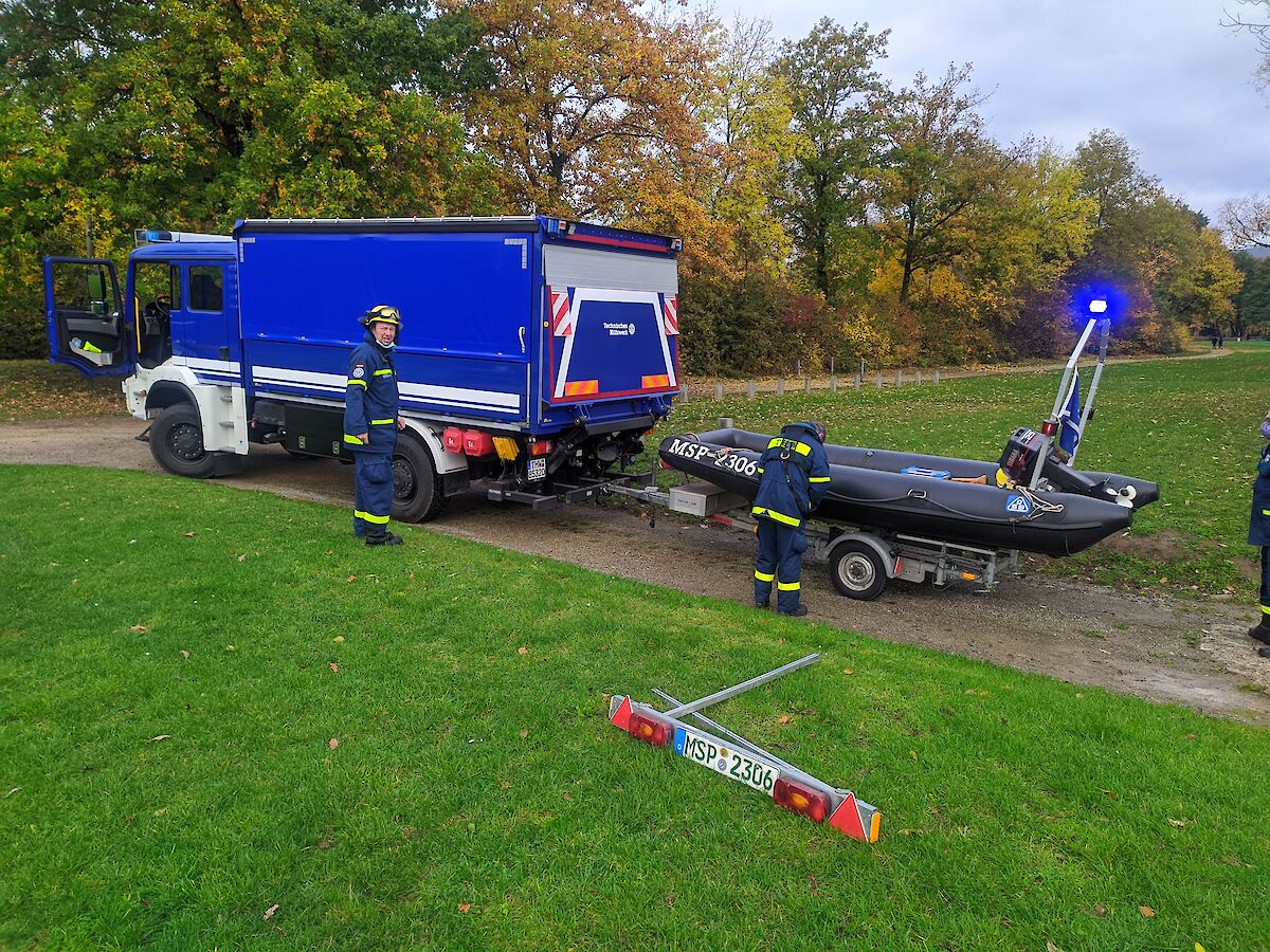 Einsatz in Lohr a. Main – PKW am Haken