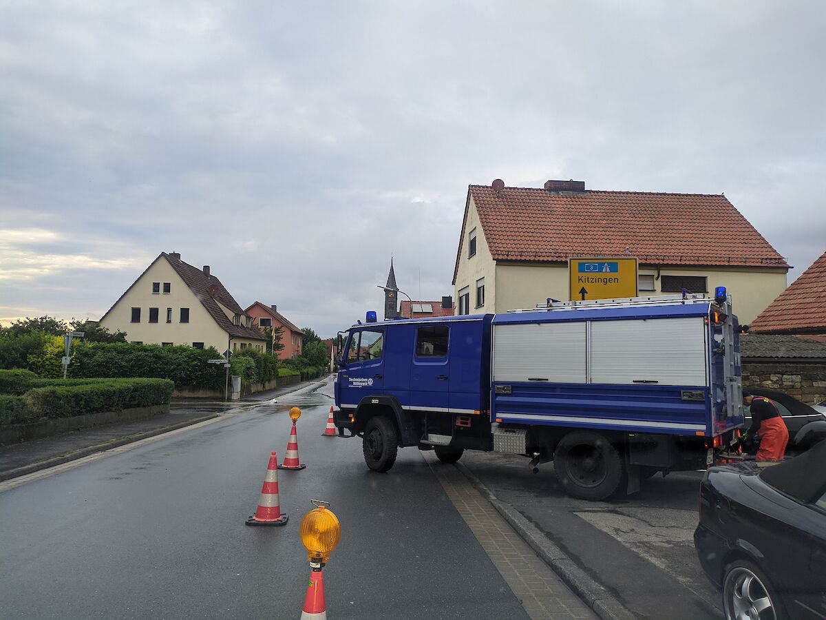 Lieber ein Ass mehr im Ärmel, THW Lohr mit Fachgruppe Wasserschaden/Pumpen in Bereitschaft