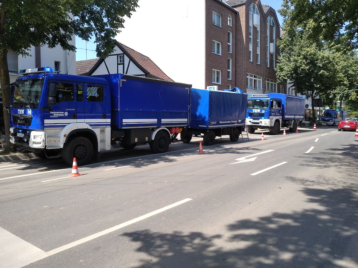 THW Lohr mit Großpumpen im Hochwassereinsatz in NRW