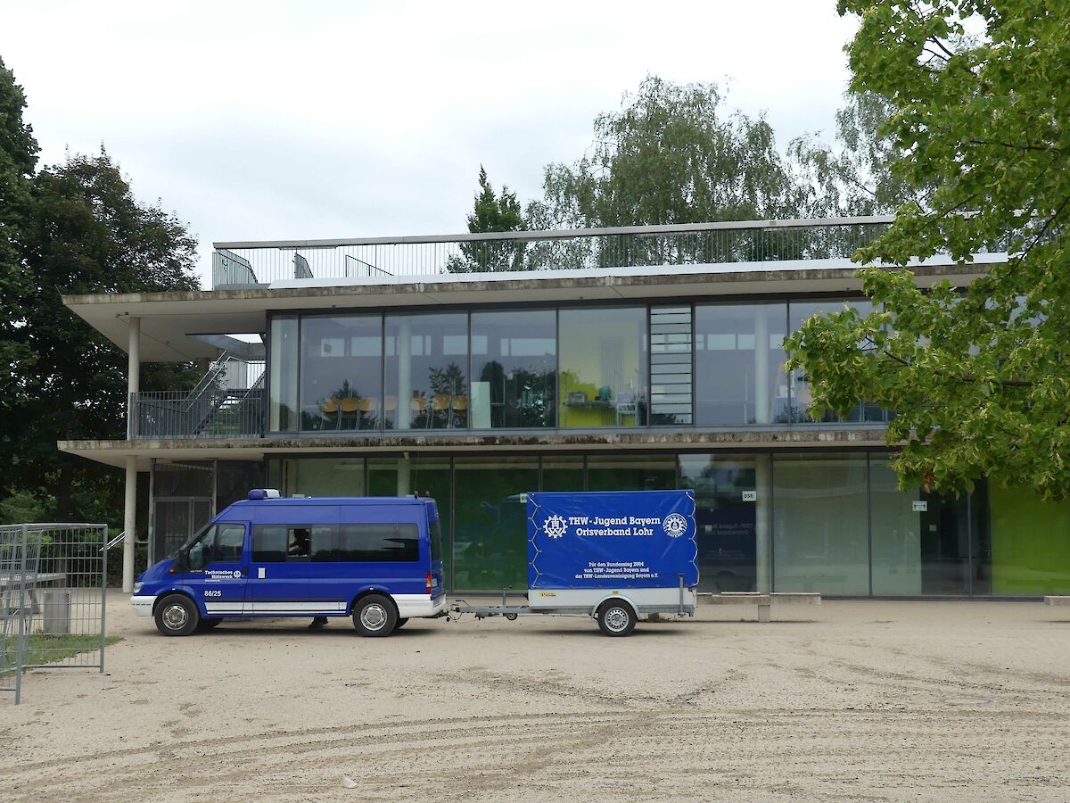 THW Lohr mit Großpumpen im Hochwassereinsatz in NRW