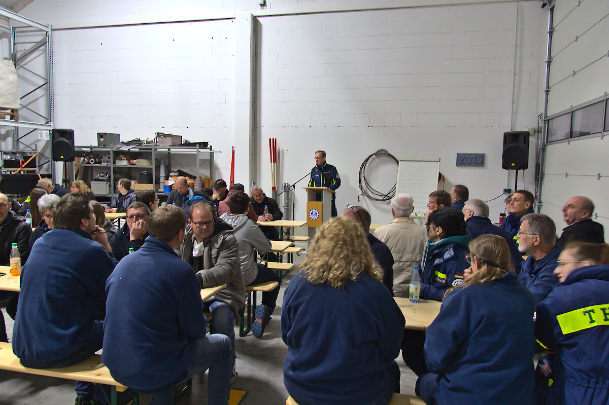 Helfersprecherwahl 2021 Ehrung für 455 THW Jahre