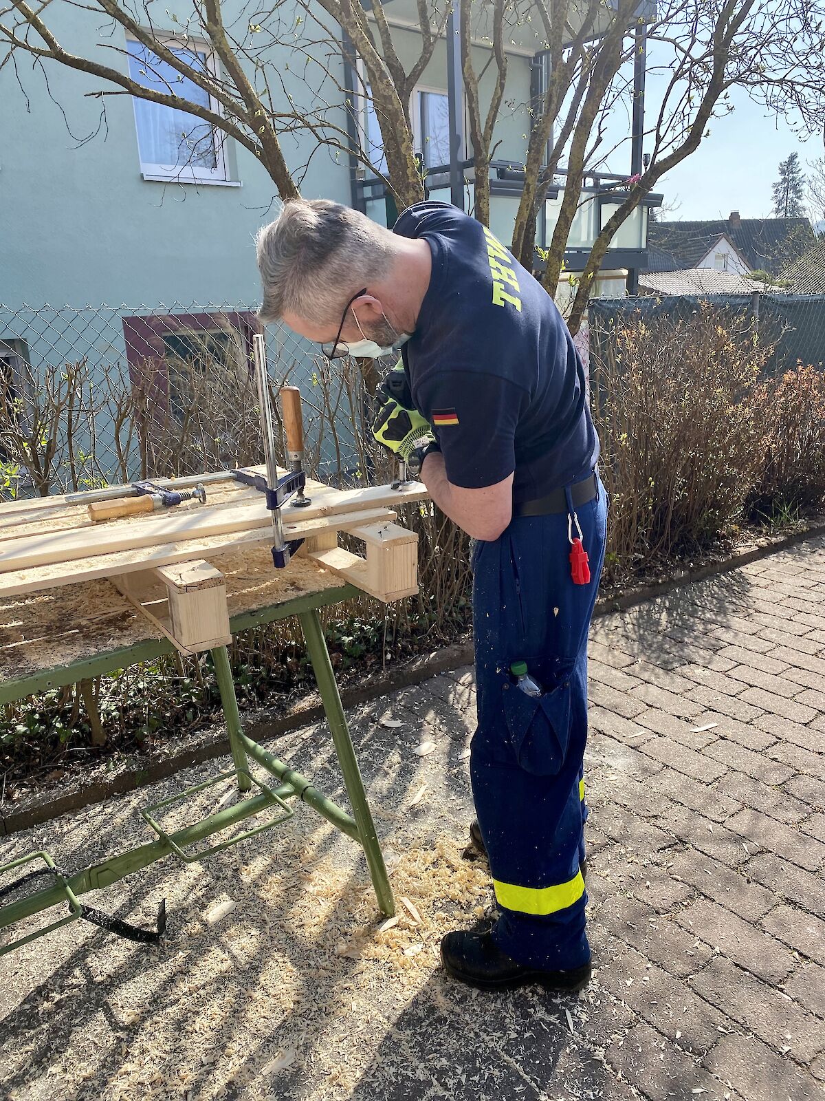 Alle Zahnräder griffen ineinander beim Aufbau der Notunterkunft in der Spessarttorhalle.