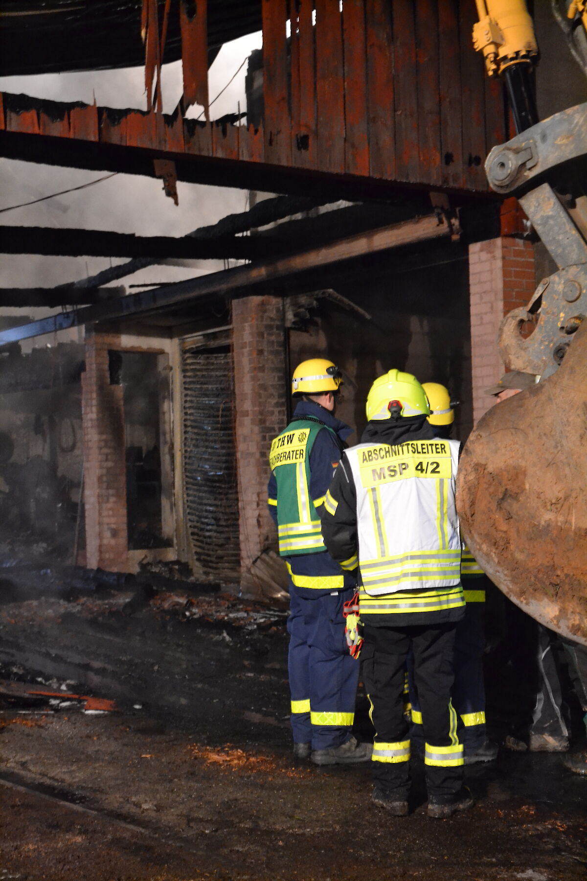 Alarm für das THW Lohr - Unterstützung bei Brand im Sägewerk