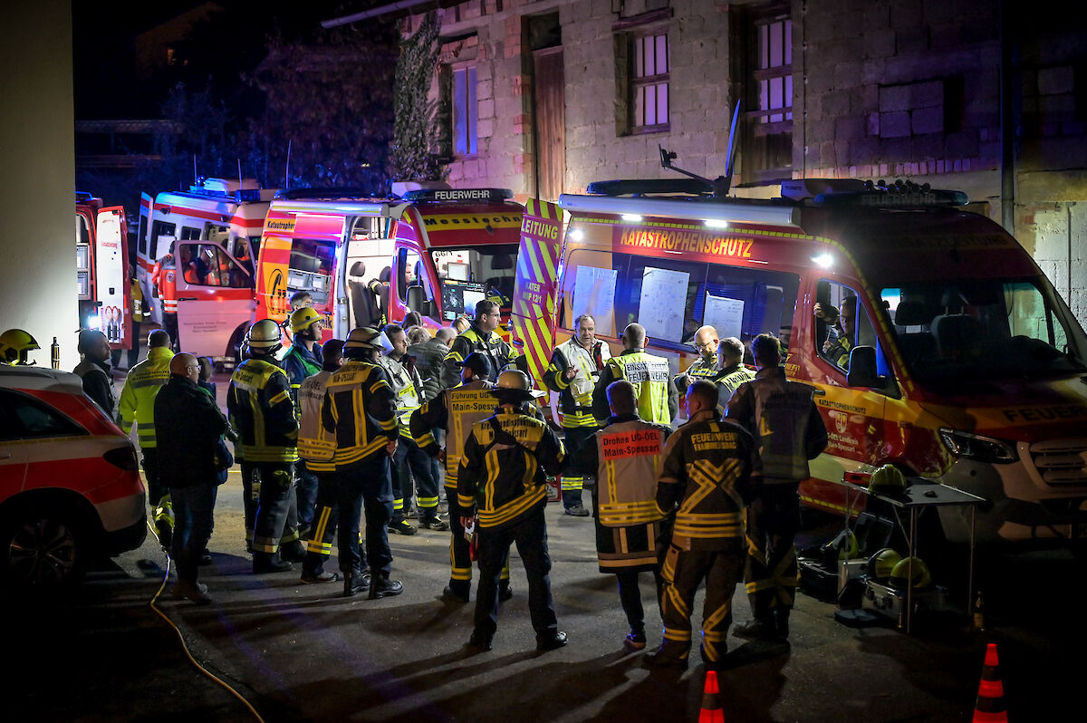 Alarm für das THW Lohr - Unterstützung bei Brand im Sägewerk