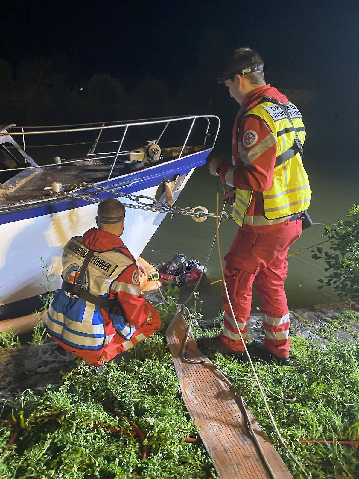 Einsatz "Brand Schiff auf dem Main"