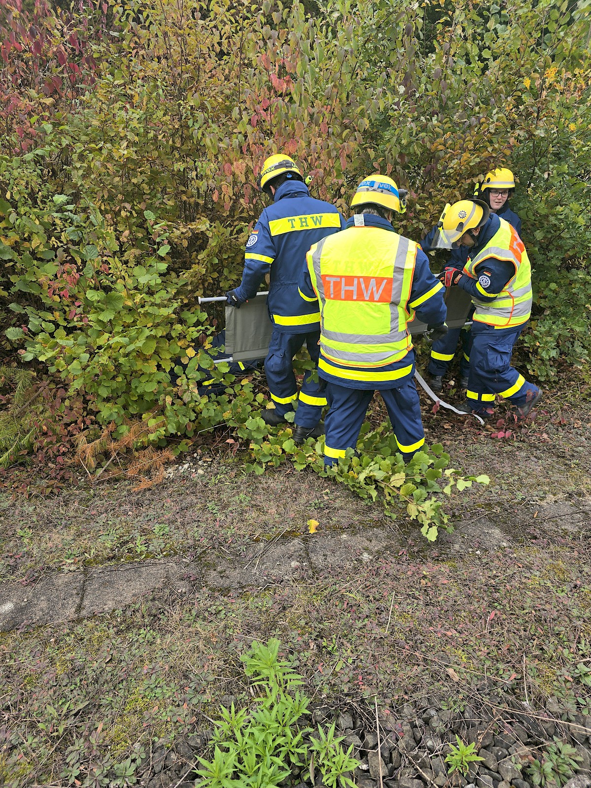 Gemeinsame Ausbildung am Rettungszug der Deutschen Bahn