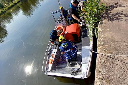 Gemeinsame Bootsausbildung mit der Feuerwehr Waldzell