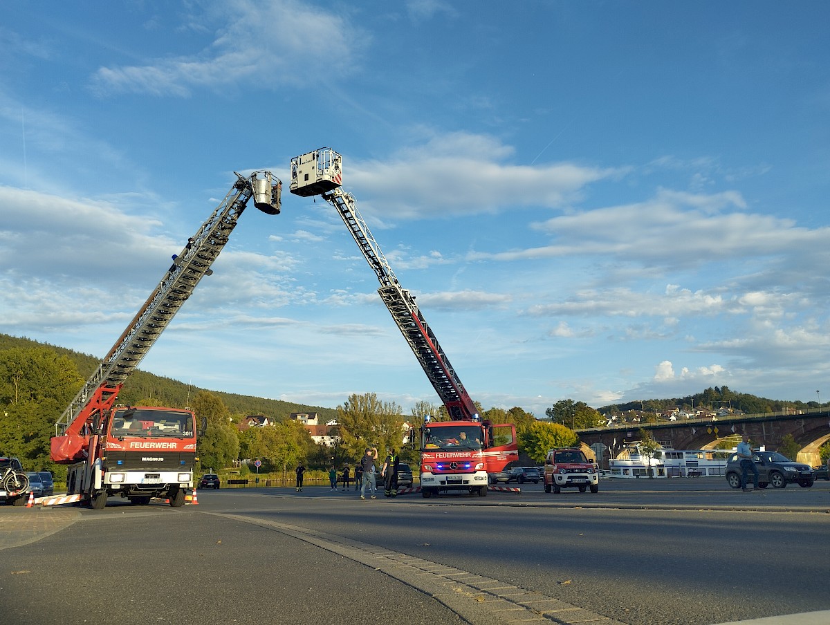 Abholung der historischen Drehleiter der Feuerwehr Lohr